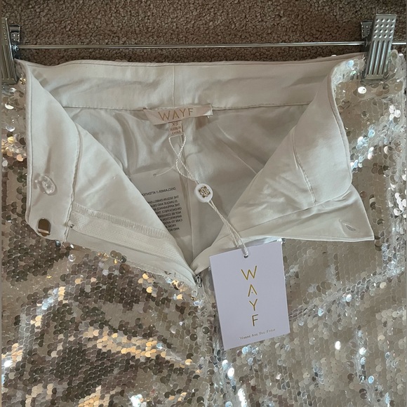 Women’s WAYYF silver sequin pants. Size XS MWT - Picture 6 of 7